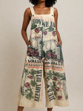 Vintage Sack Graphic Napa Valley Wide-Leg Overalls in Cream and Green -NWOT